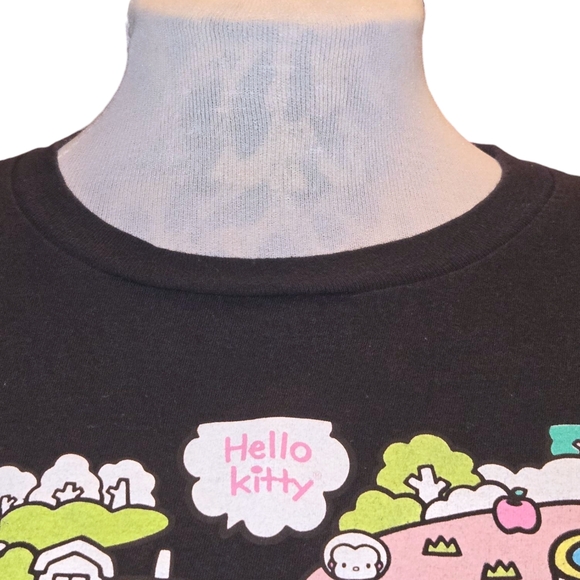 Hello Kitty by Sanrio Multicolored Hello Kitty Graphic on Black T-Shirt Size S - Picture 6 of 10